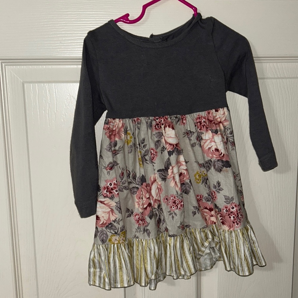 RICRAC AND RUFFLES FALL DRESS FLORAL DESIGN size 2T